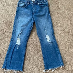3/4 leg ripped jeans size 28 Forever 21 Los Angeles